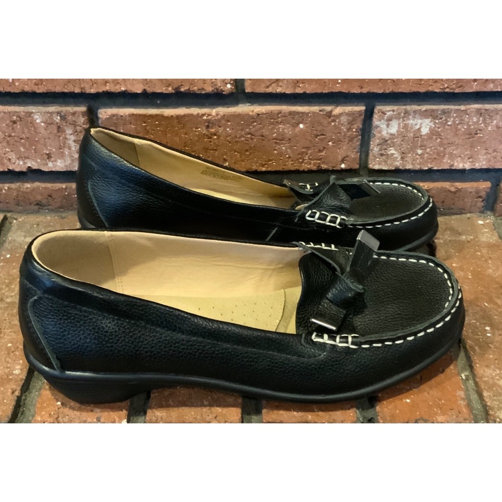 Comfortview Women Black Loafers White‎ Trim Leather Size 8.5WW